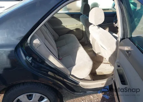 2004 Toyota Camry Le из США, поврежденный, VIN 4T1BE32K24U380219